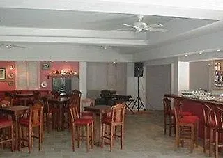 Chaconia Hotel Maraval Trinidad ve Tobago